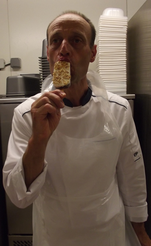 il mange son esquimaux